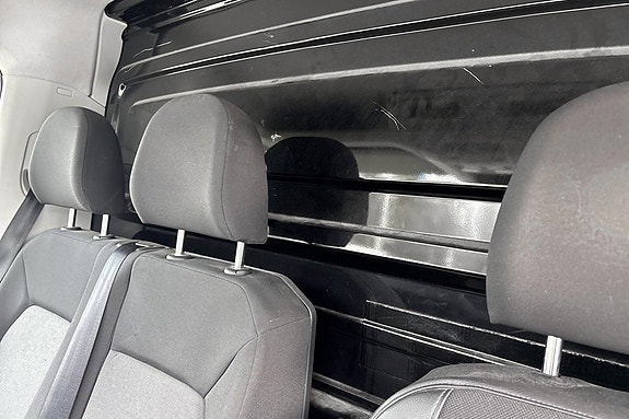 Volkswagen Crafter 6 of 7