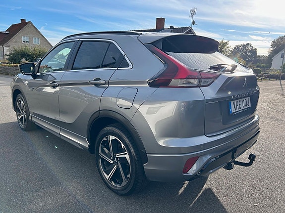 Mitsubishi Eclipse Cross 2 of 4