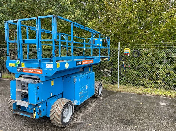 Terrängående Saxlift EL 10 meter Genie 2669 DC - 2013 3 of 5