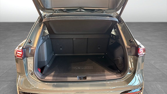 Volkswagen Tiguan 13 of 13