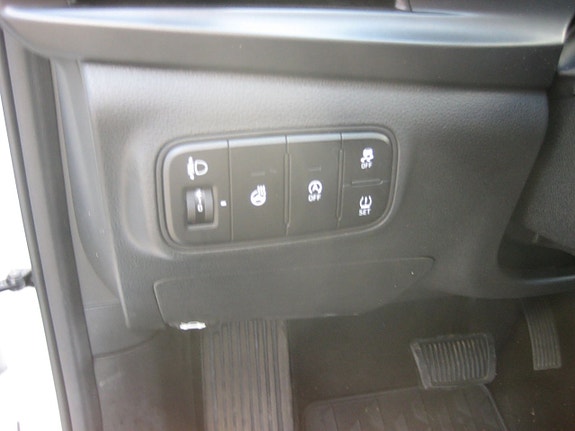 Hyundai i20 10 of 17