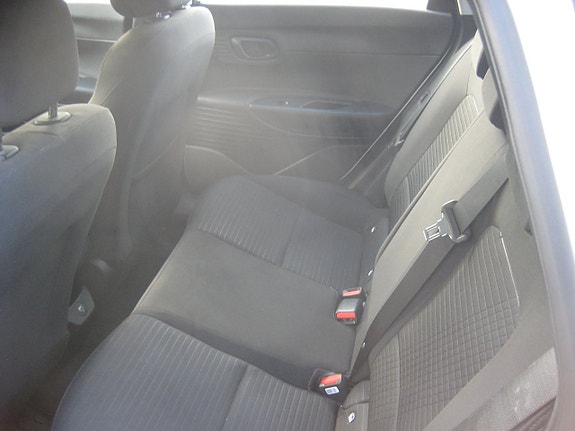 Hyundai i20 7 of 17