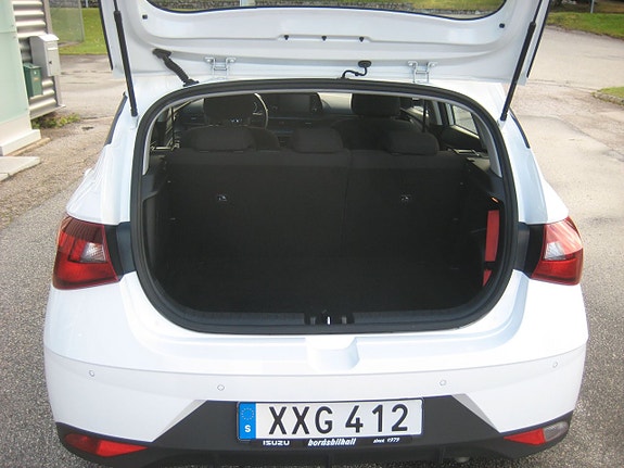 Hyundai i20 6 of 17