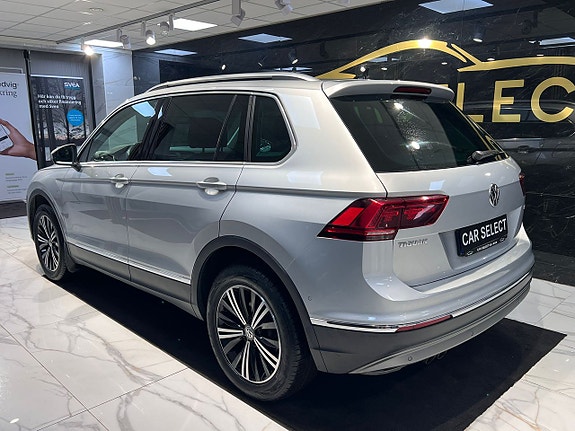 Volkswagen Tiguan 3 of 27