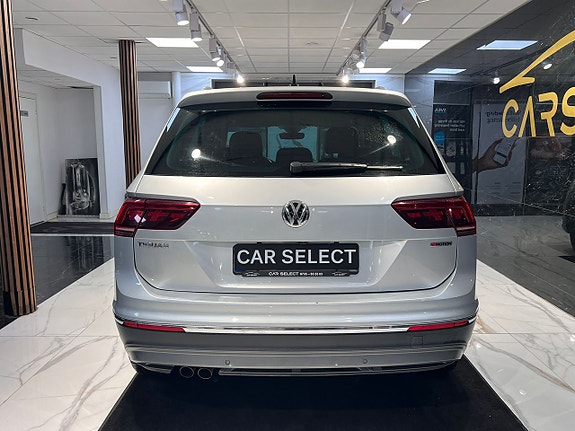 Volkswagen Tiguan 4 of 27