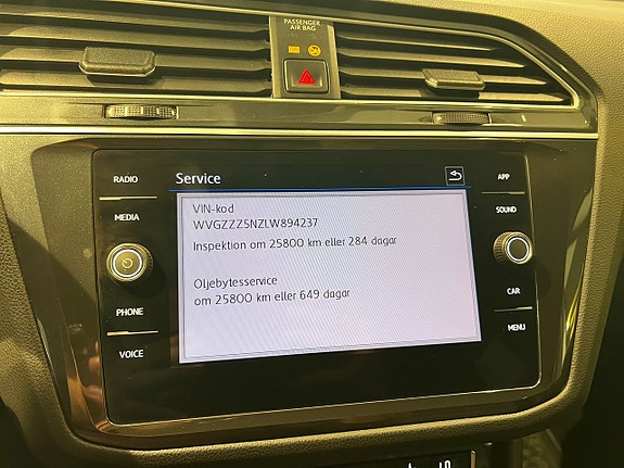 Volkswagen Tiguan 19 of 27