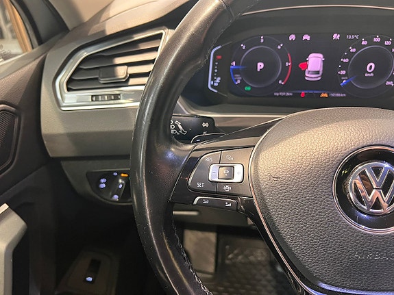 Volkswagen Tiguan 11 of 27