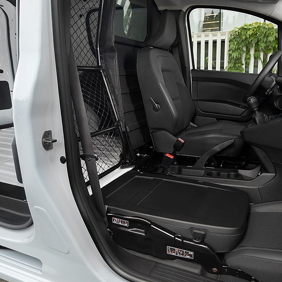 Nissan Townstar 7 of 7