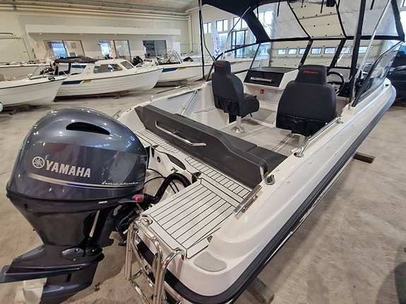 Micore 58 BR-24 Yamaha F100-24 5 of 10