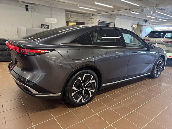 Mazda 6 5 of 5