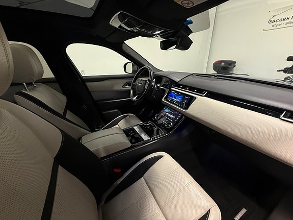 Land Rover Range Rover Velar 12 of 28