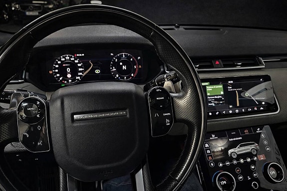 Land Rover Range Rover Velar 19 of 28