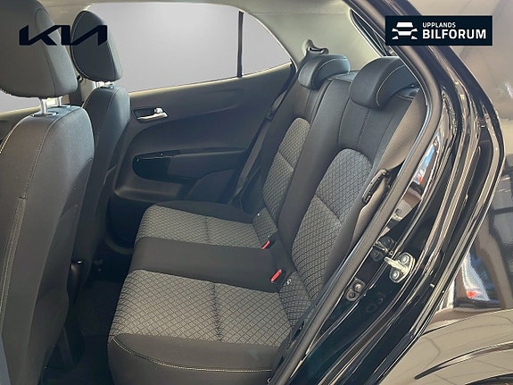 Kia Picanto 9 of 15