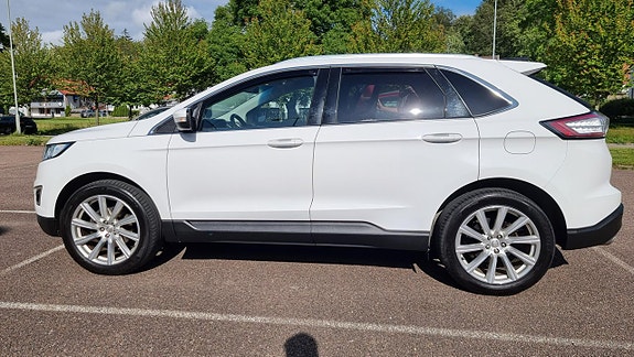 Ford Edge 2 of 15