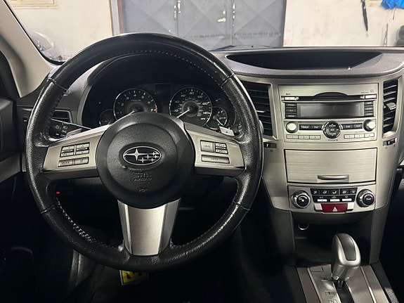 Subaru Outback 12 of 18
