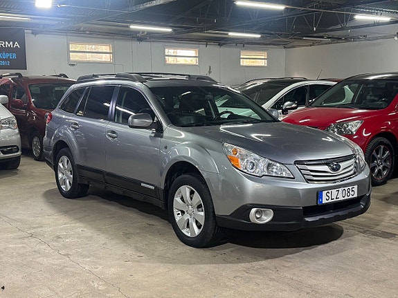 Subaru Outback 2 of 18