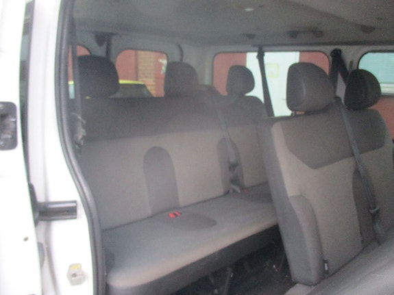 Renault Trafic 9 of 14