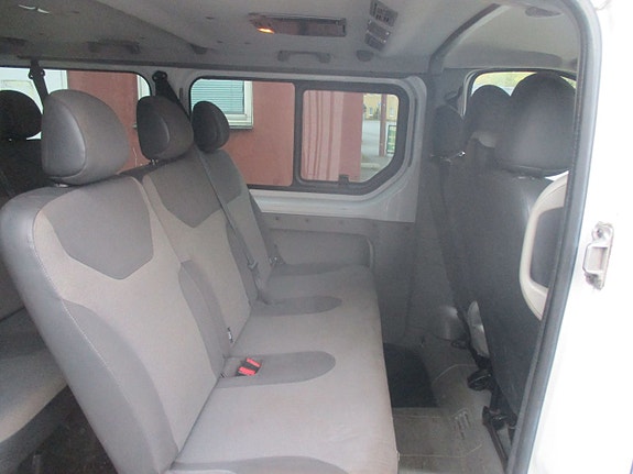 Renault Trafic 8 of 14