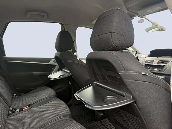 Citroen C4 Picasso 16 of 21