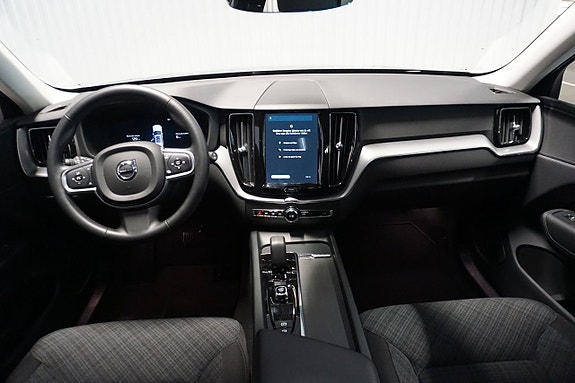 Volvo XC60 8 of 21