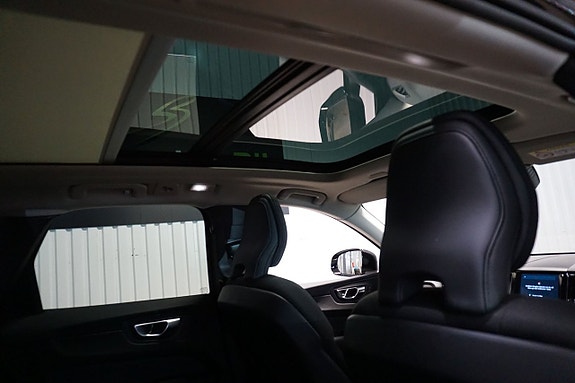 Volvo XC60 19 of 21