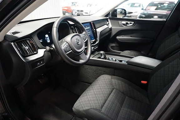 Volvo XC60 9 of 21
