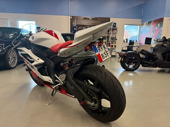 Yamaha YZF-R6 0.6 Euro 3 6 of 7