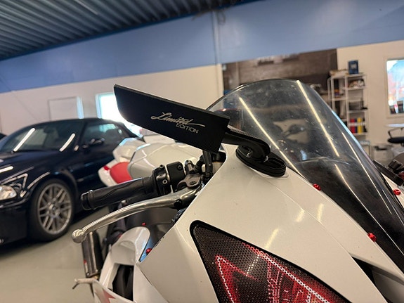 Yamaha YZF-R6 0.6 Euro 3 2 of 7