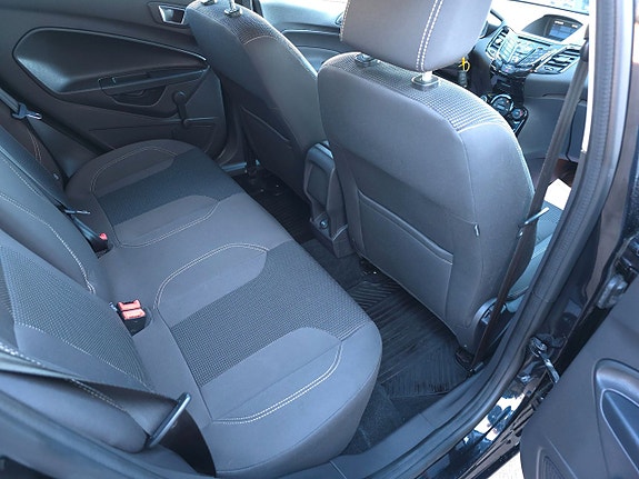 Ford Fiesta 10 of 11