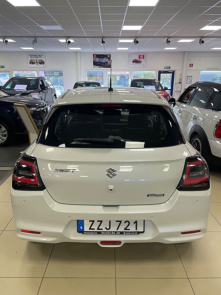 Suzuki Swift 4 of 5
