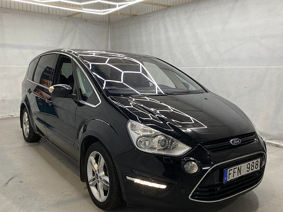 Ford S-MAX 3 of 11