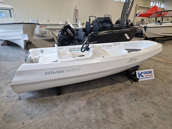River 420 XR Mercury F20EL EFI