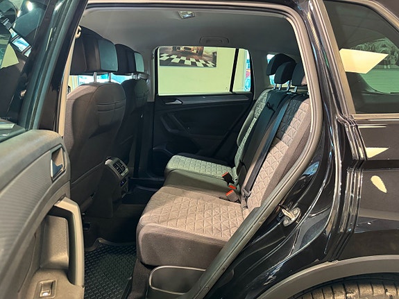 Volkswagen Tiguan 20 of 25