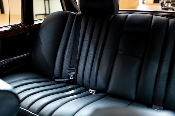 Mercedes-Benz 600 11 of 21