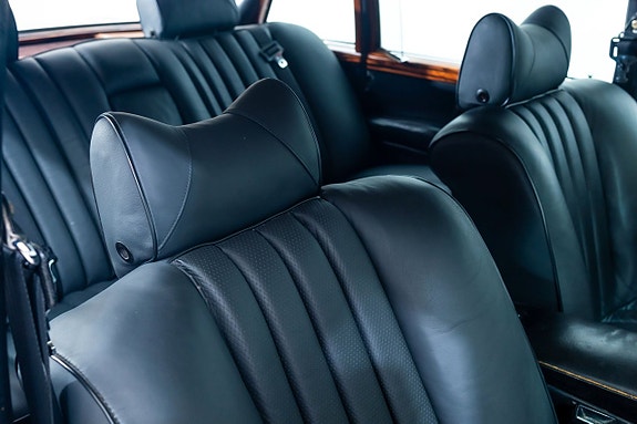 Mercedes-Benz 600 15 of 21