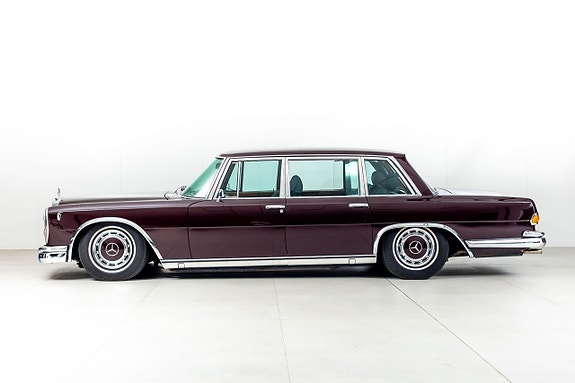 Mercedes-Benz 600 3 of 21