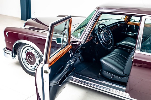 Mercedes-Benz 600 5 of 21