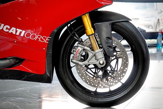 Ducati 1199R Panigale DQS R 205hk Full Kolfiber Akrapovic 9 of 14