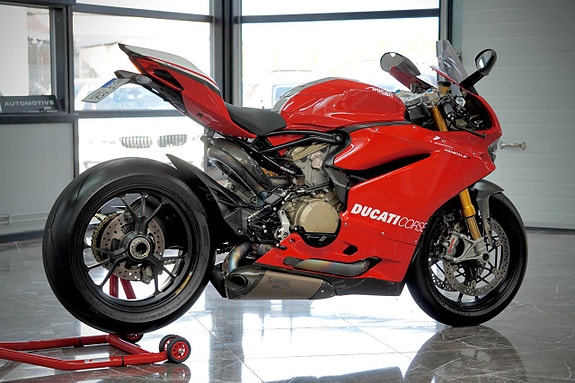 Ducati 1199R Panigale DQS R 205hk Full Kolfiber Akrapovic 2 of 14