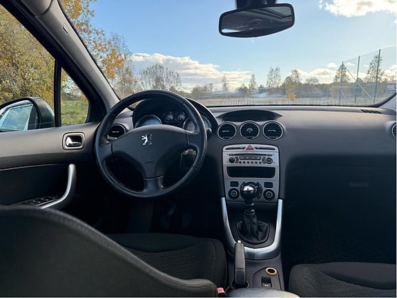 Peugeot 308 5 of 5