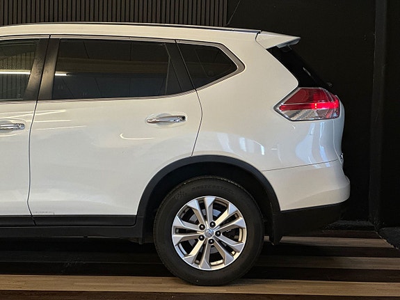 Nissan X-Trail 8 of 24