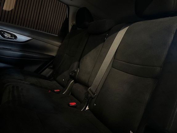 Nissan X-Trail 12 of 24
