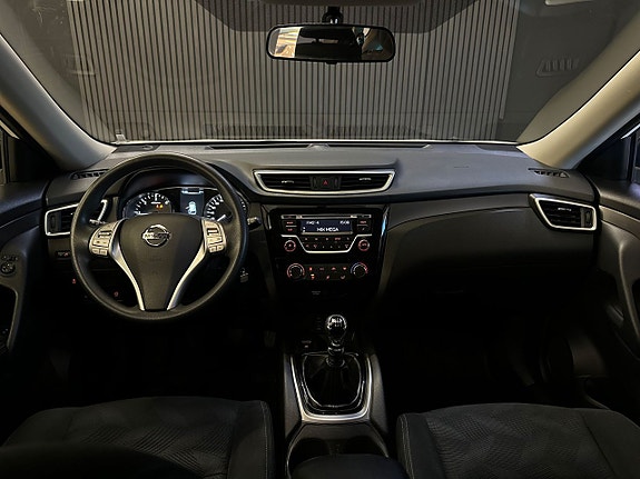 Nissan X-Trail 16 of 24