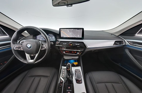 BMW 530e 13 of 27