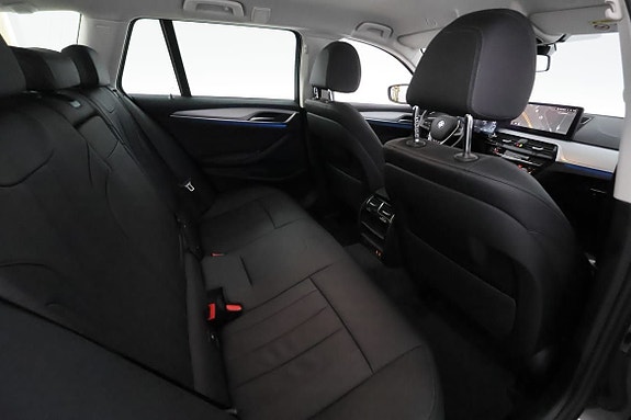 BMW 530e 19 of 27