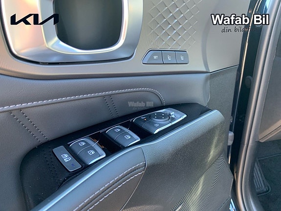 Kia Sorento 16 of 21