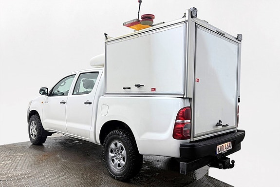Toyota HiLux 8 of 23