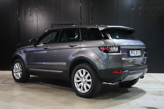 Land Rover Range Rover Evoque 4 of 5