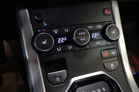 Land Rover Range Rover Evoque 11 of 22