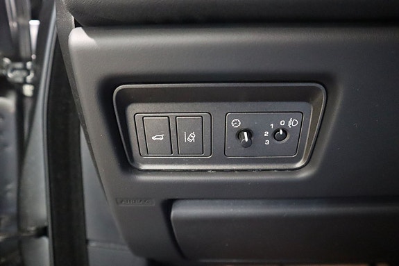 Land Rover Range Rover Evoque 18 of 22